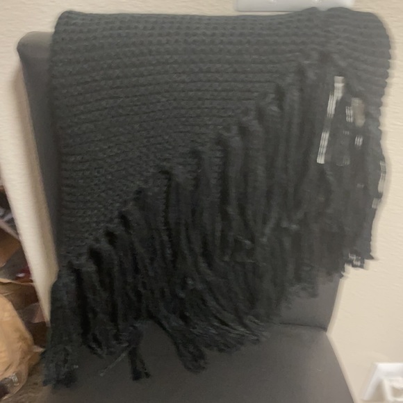 Wrap - Picture 2 of 5